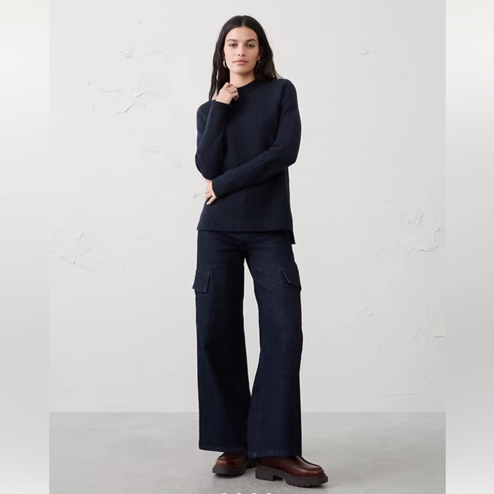 Banana Republic Deep Navy Ribbed Sweater